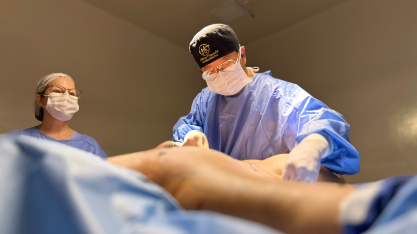 Corpo definido é resultado de uma lipoescultura que molda curvas naturais e duradouras, afirma Milton Seigi Hayashi.