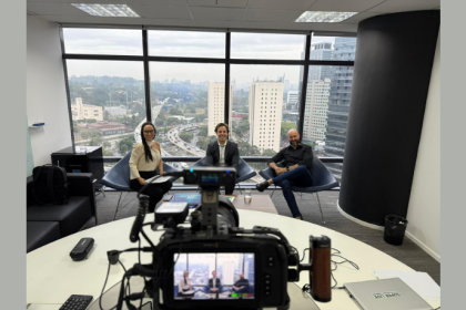 Ian dos Anjos Cunha mostra como a liderança moderna combina firmeza com empatia sem comprometer a performance.