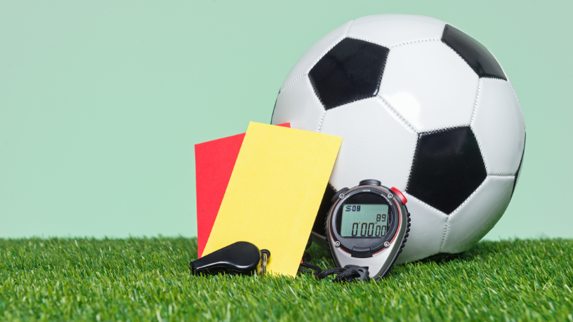 Luciano Colicchio Fernandes analisa como a tecnologia na arbitragem transformou-se de acessório em pilar da confiança e da economia do esporte.